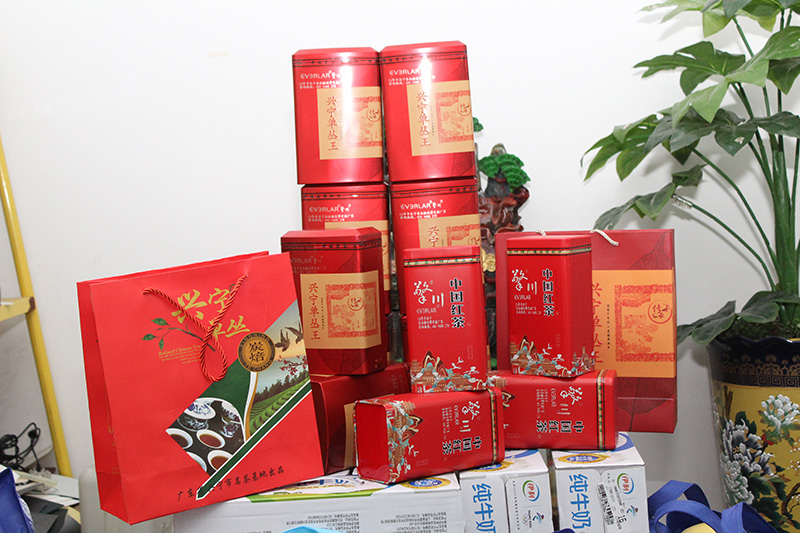 喜迎中秋國慶！擎川公司為員工送上中秋節(jié)福利啦
