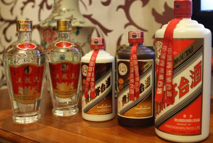 輸送帶廠家：貴州茅臺五糧液今日同創(chuàng)歷史新高